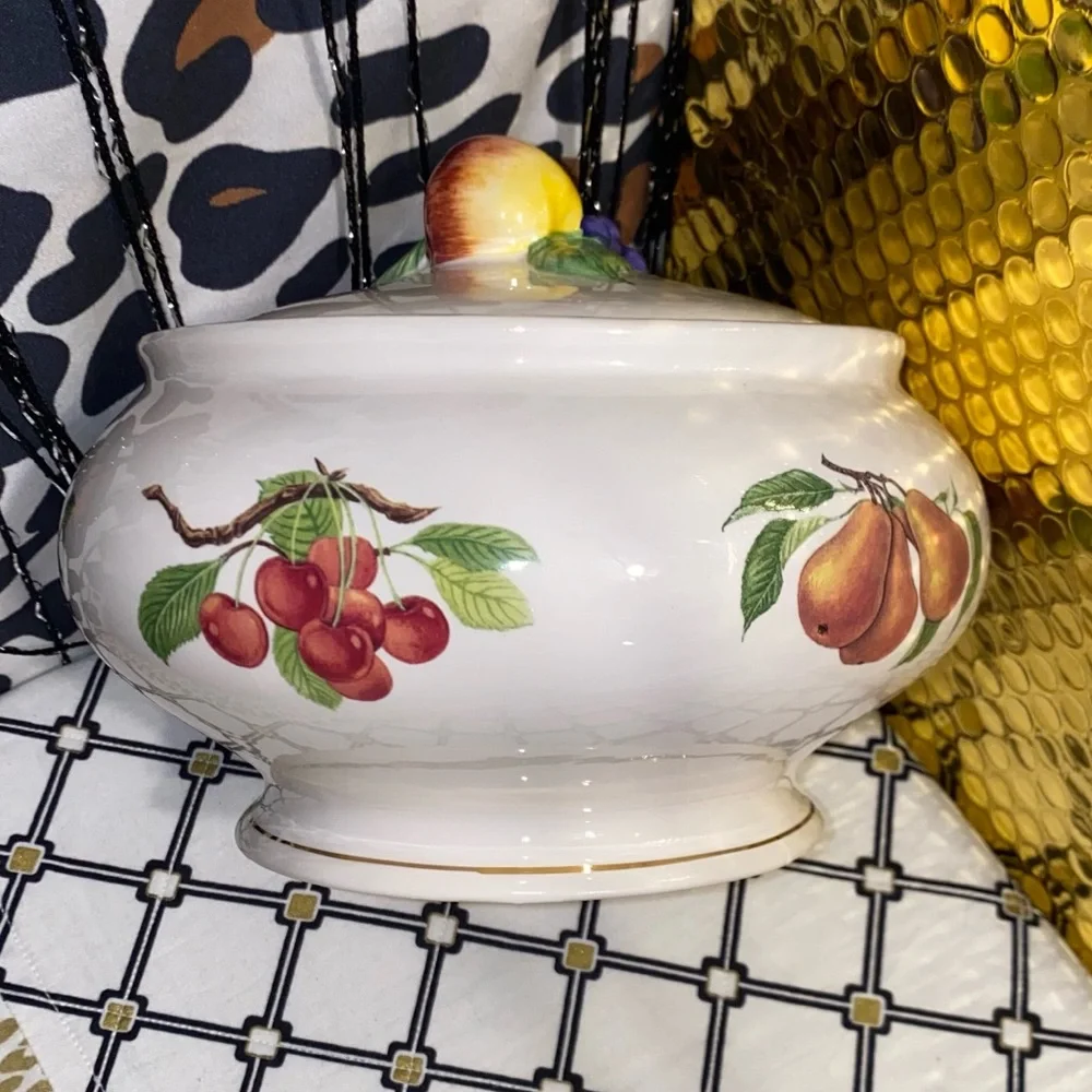 VINTAGE 1980 TELEFLORA FRUIT CERAMIC SERVING BOWL